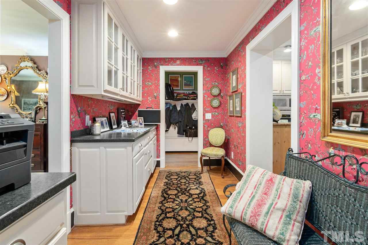 1512 Canterbury Road Raleigh, NC 27608 - Photo 6 of 30