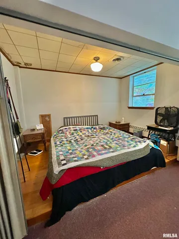 $74,900 | 120 West Poplar Street, Noble, IL 62868