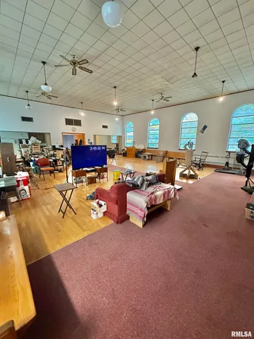 $74,900 | 120 West Poplar Street, Noble, IL 62868