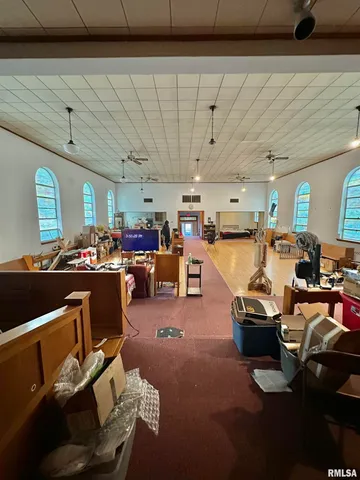 $74,900 | 120 West Poplar Street, Noble, IL 62868