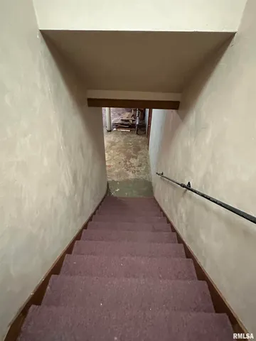 $74,900 | 120 West Poplar Street, Noble, IL 62868