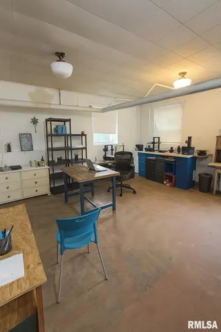 $74,900 | 120 West Poplar Street, Noble, IL 62868