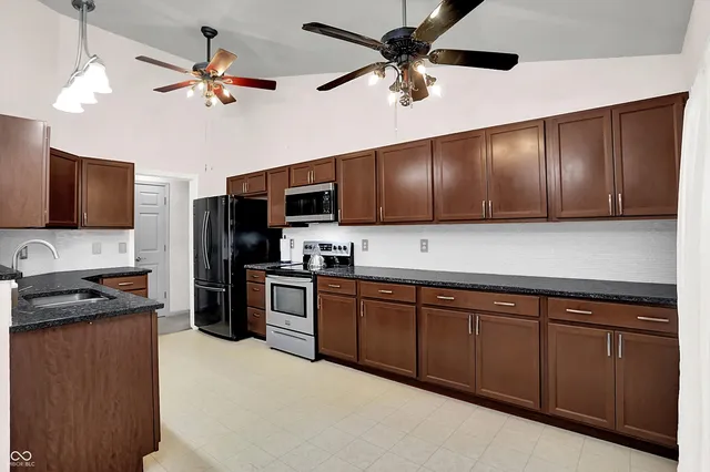 $265,000 | 8841 Mallard Green Drive, Indianapolis, IN 46234