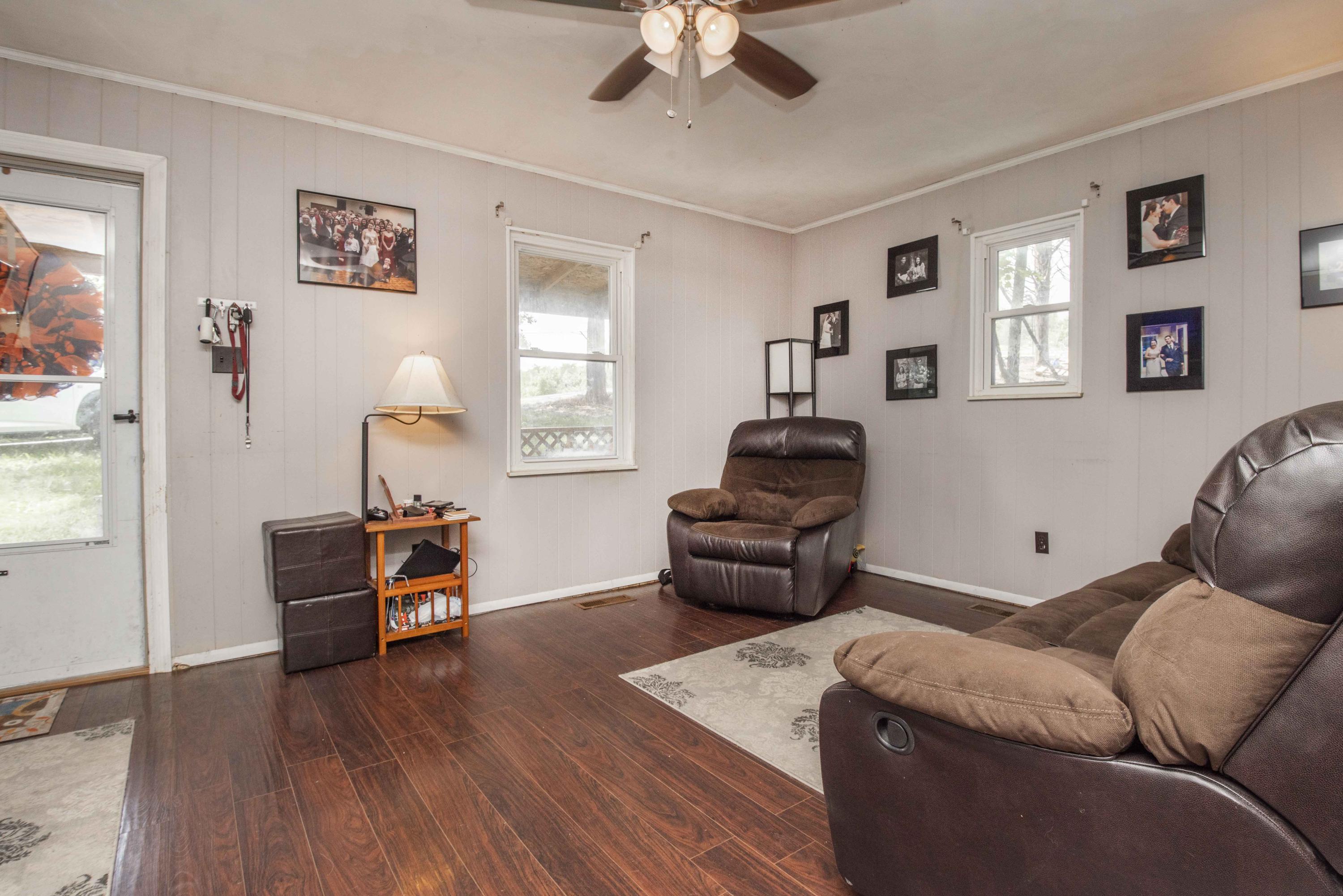 9021 Curtis Road Strawberry Plains, TN 37871 - Photo 8 of 34 living 3_1