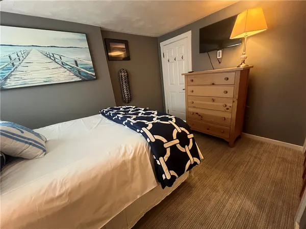 $5,000 | 16 Dudley Avenue, Unit 6, Newport, RI 02840