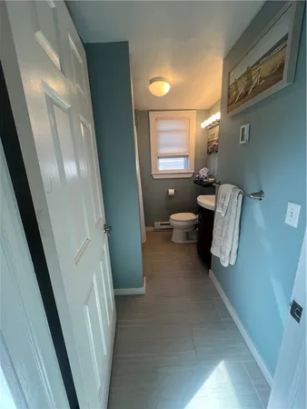 $5,000 | 16 Dudley Avenue, Unit 6, Newport, RI 02840