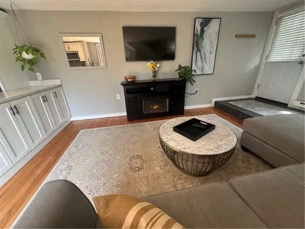 $5,000 | 16 Dudley Avenue, Unit 6, Newport, RI 02840