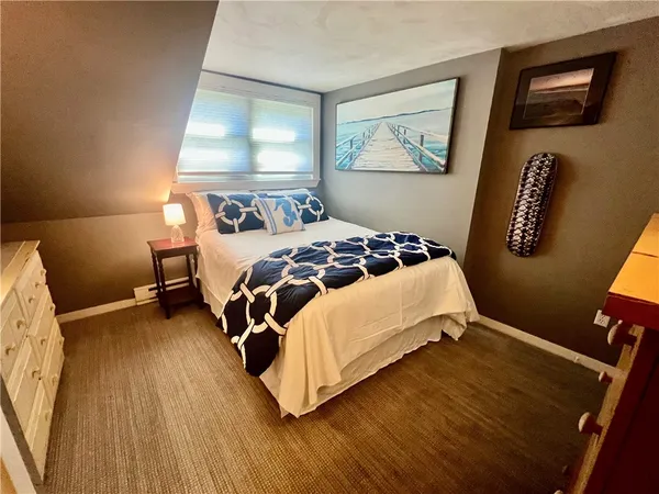 $5,000 | 16 Dudley Avenue, Unit 6, Newport, RI 02840