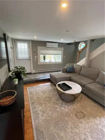 $5,000 | 16 Dudley Avenue, Unit 6, Newport, RI 02840