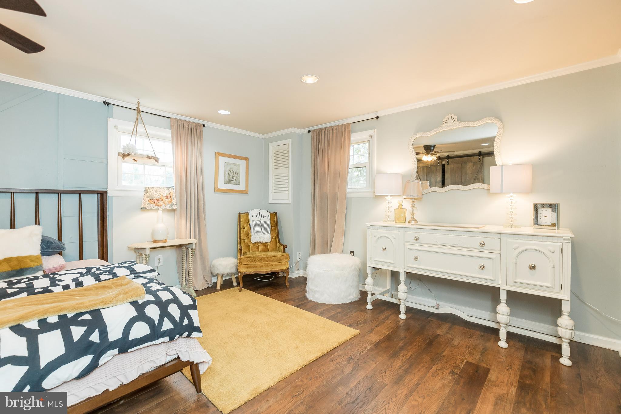 7701 Ontario Road Gainesville, VA 20155 - Photo 14 of 36 Primary suite
