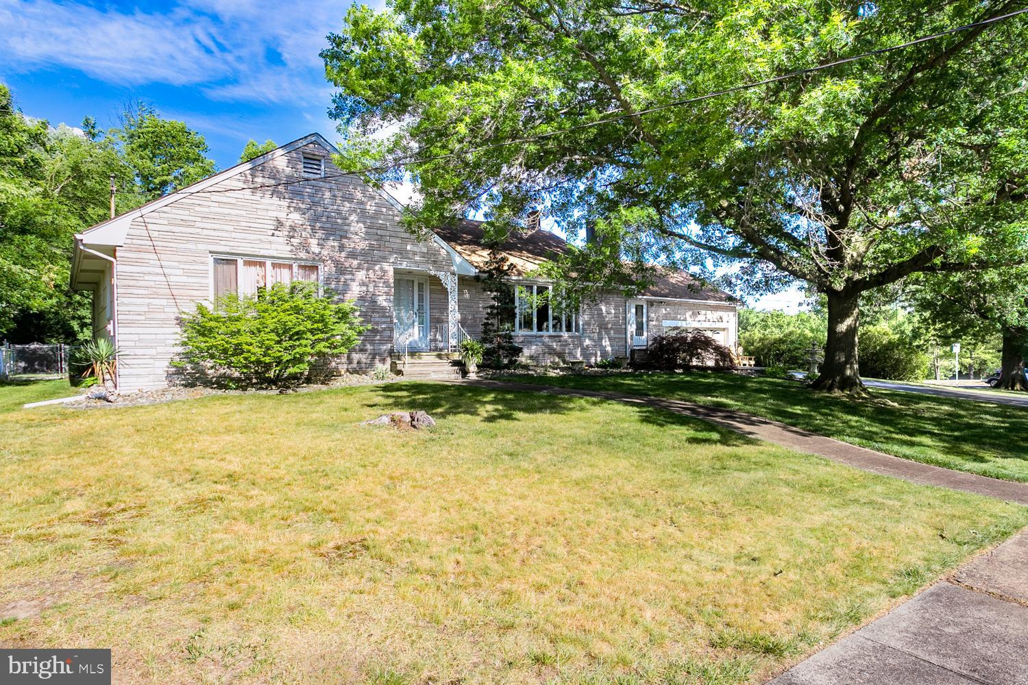 4 Hempstead Road Hamilton, NJ 08610 - Photo 3 of 23 Gallery Image 3