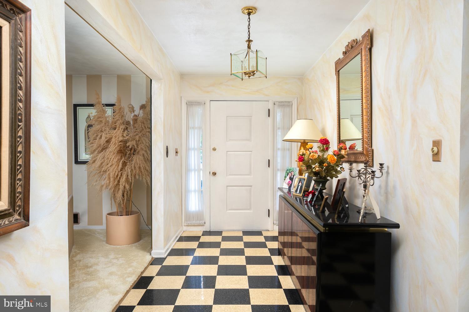 4 Hempstead Road Hamilton, NJ 08610 - Photo 4 of 23 Gallery Image 4