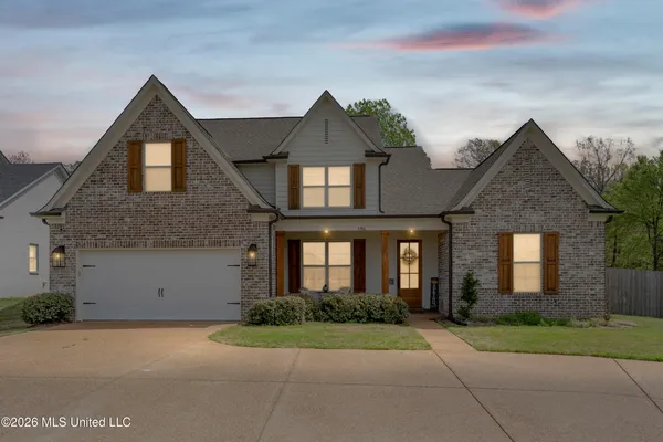 $479,000 | 1706 Bristol Drive, Nesbit, MS 38651