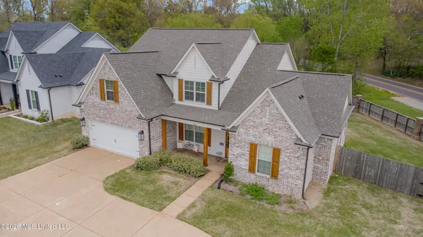 $479,000 | 1706 Bristol Drive, Nesbit, MS 38651