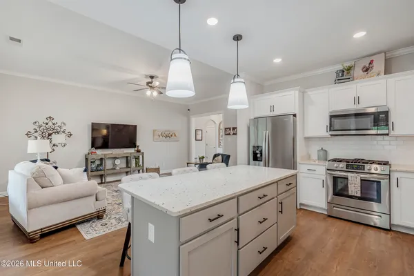 $479,000 | 1706 Bristol Drive, Nesbit, MS 38651