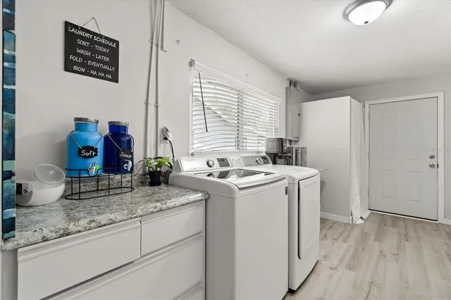 $445,000 | 1210 East Caroline Street, Tavares, FL 32778