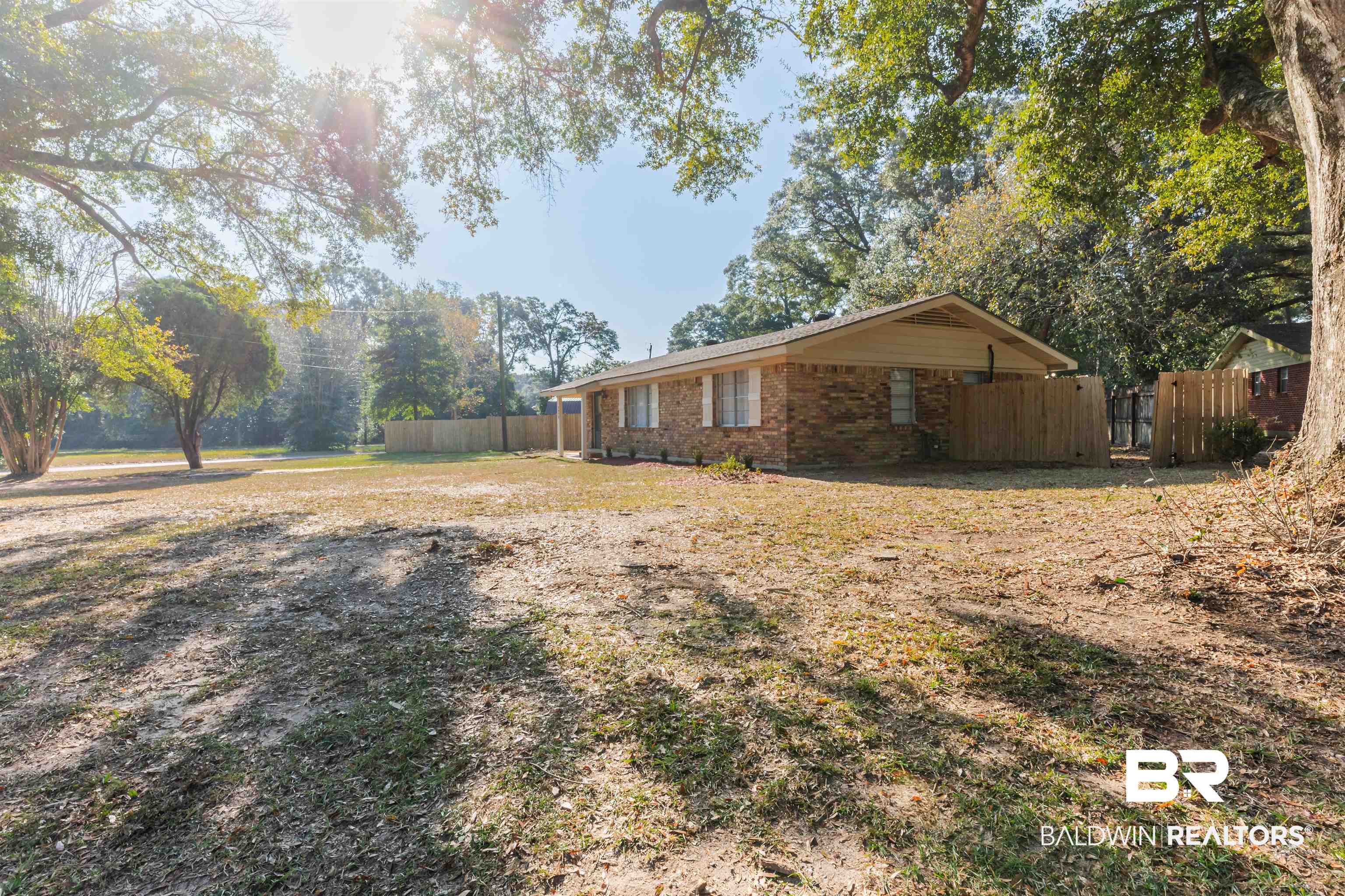 3970 Oak Ridge Avenue Mobile, AL 36619 - Photo 3 of 28 View of yard