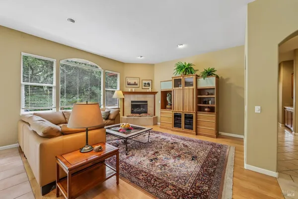 $1,050,000 | 3554 Aikin Place, Santa Rosa, CA 95404
