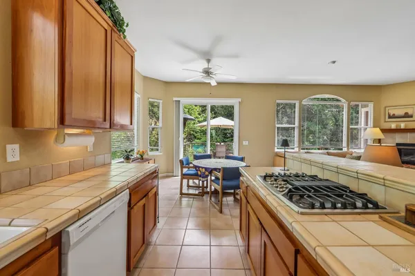 $1,050,000 | 3554 Aikin Place, Santa Rosa, CA 95404