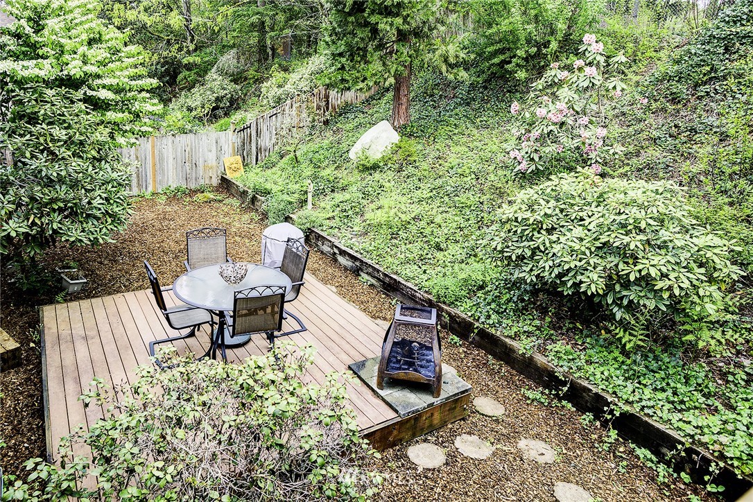16902 135th Place Southeast Renton, WA 98058 - Photo 11 of 12 Gallery Image 11