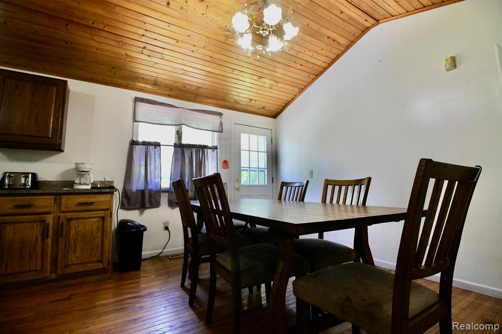 8050 North Genesee Road Mount Morris, MI 48458 - Photo 5 of 24
