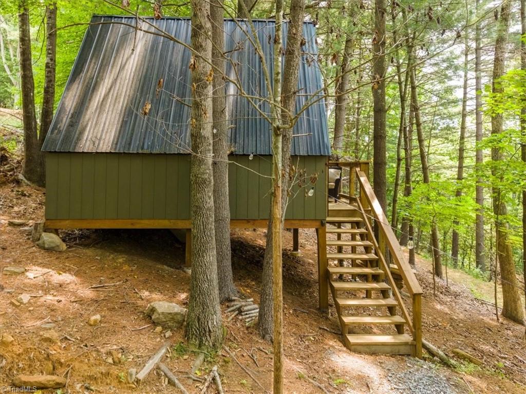 132 Sparks Ridge Lane Sparta, NC 28675 - Photo 10 of 30