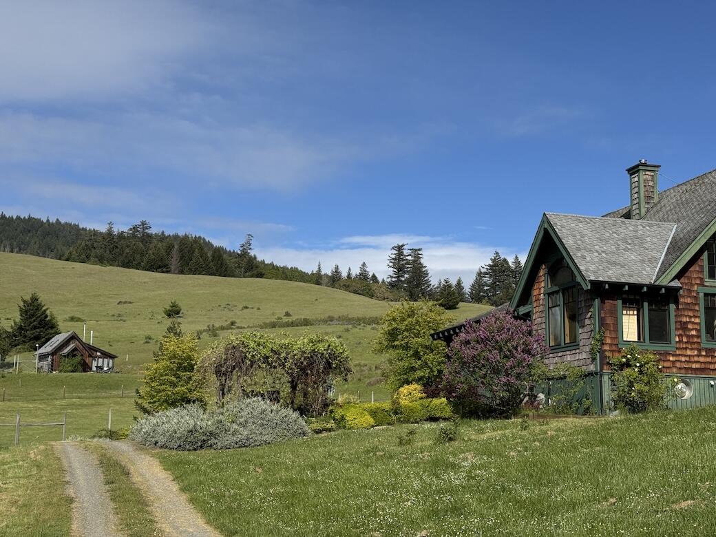 23333 Maple Creek Road Korbel, CA 95550 - Photo 12 of 53