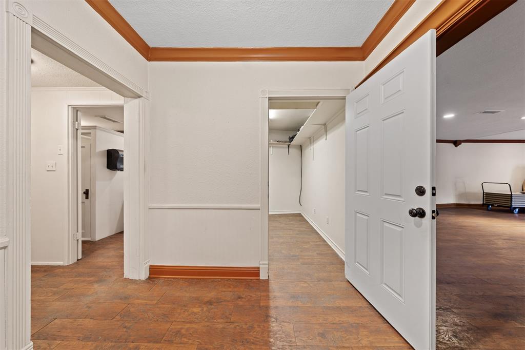 6401 Rock Creek Road Waco, TX 76708 - Photo 14 of 40 Gallery Image 14