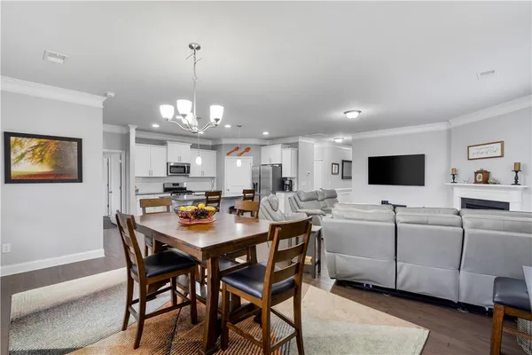 $369,000 | 120 Rossmoor Court, Anderson, SC 29621