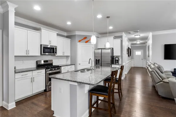 $369,000 | 120 Rossmoor Court, Anderson, SC 29621