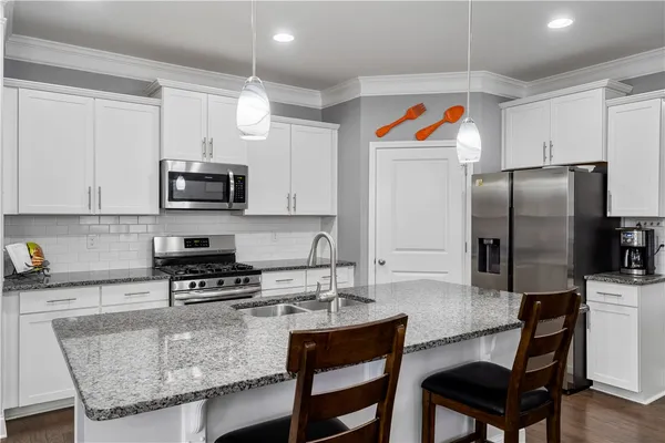 $369,000 | 120 Rossmoor Court, Anderson, SC 29621