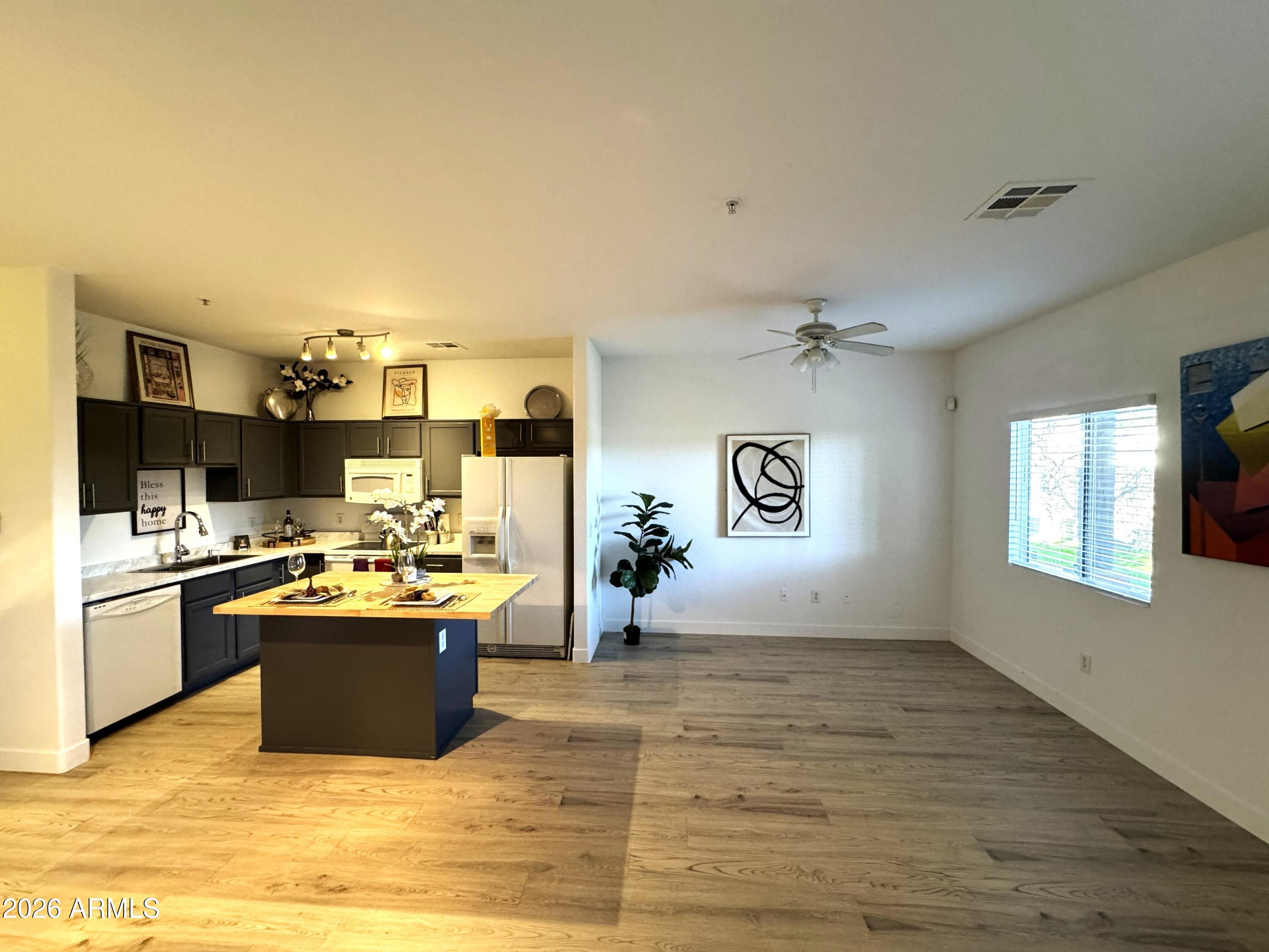 1718 West Colter Street, Unit 110 Phoenix, AZ 85015 - Photo 2 of 43 IMG_7572