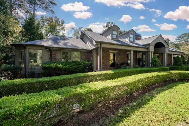 $2,675,000 | 320 Long Glen Drive, Atlanta, GA 30327