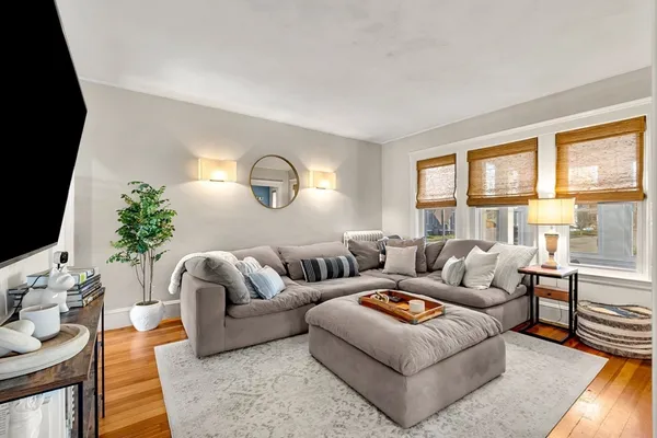 $569,000 | 135 Thacher Street, Unit 135, Milton, MA 02186