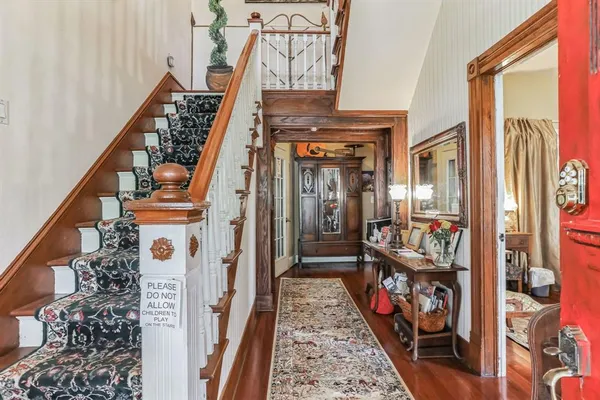 $689,500 | 203 West Commerce Street, San Saba, TX 76877