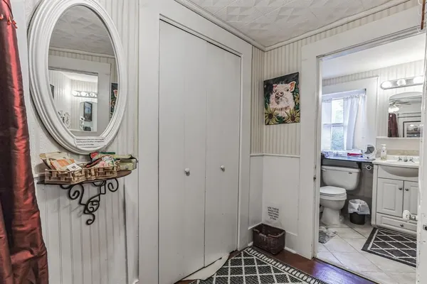 $689,500 | 203 West Commerce Street, San Saba, TX 76877