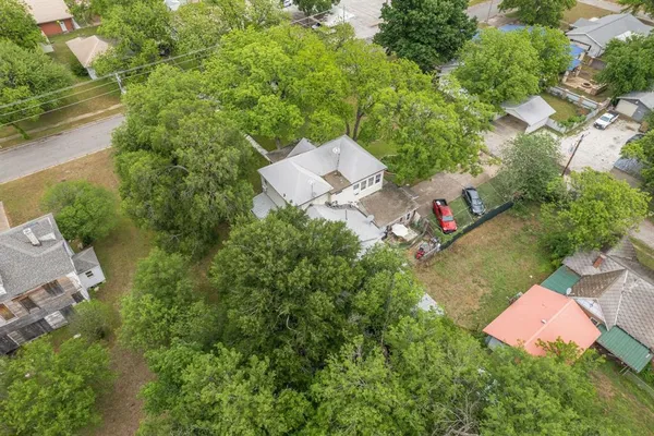 $689,500 | 203 West Commerce Street, San Saba, TX 76877
