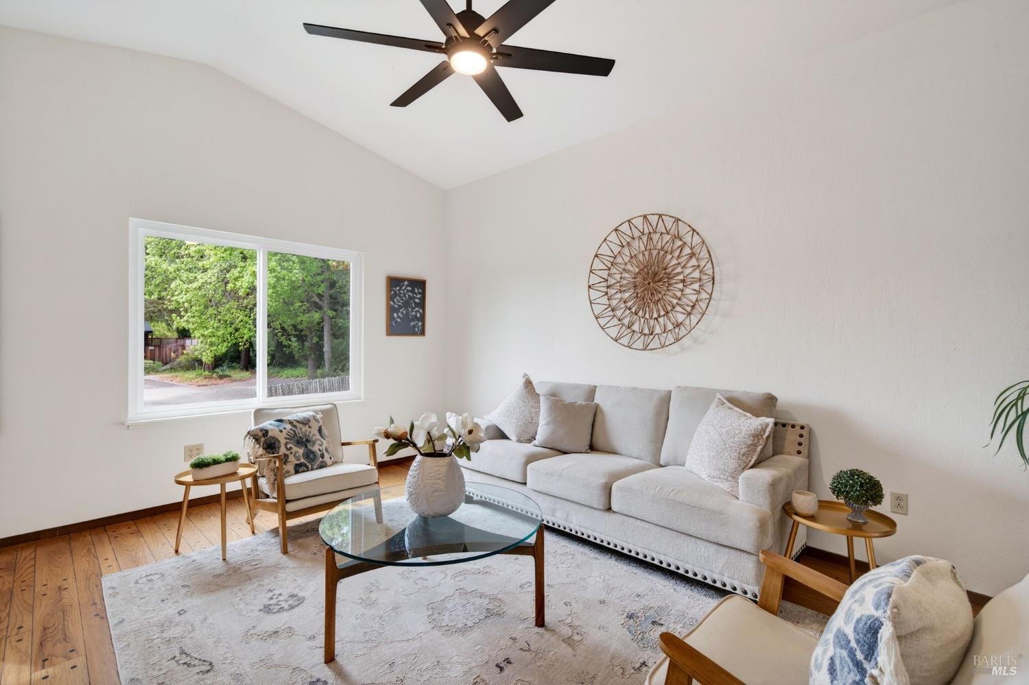 6174 San Benito Court Rohnert Park, CA 94928 - Photo 4 of 20