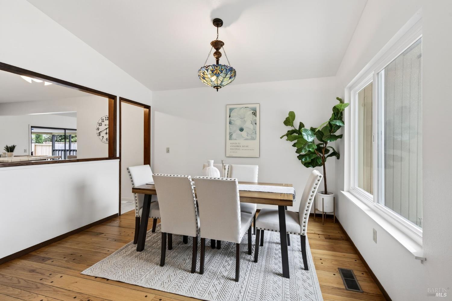 6174 San Benito Court Rohnert Park, CA 94928 - Photo 5 of 20