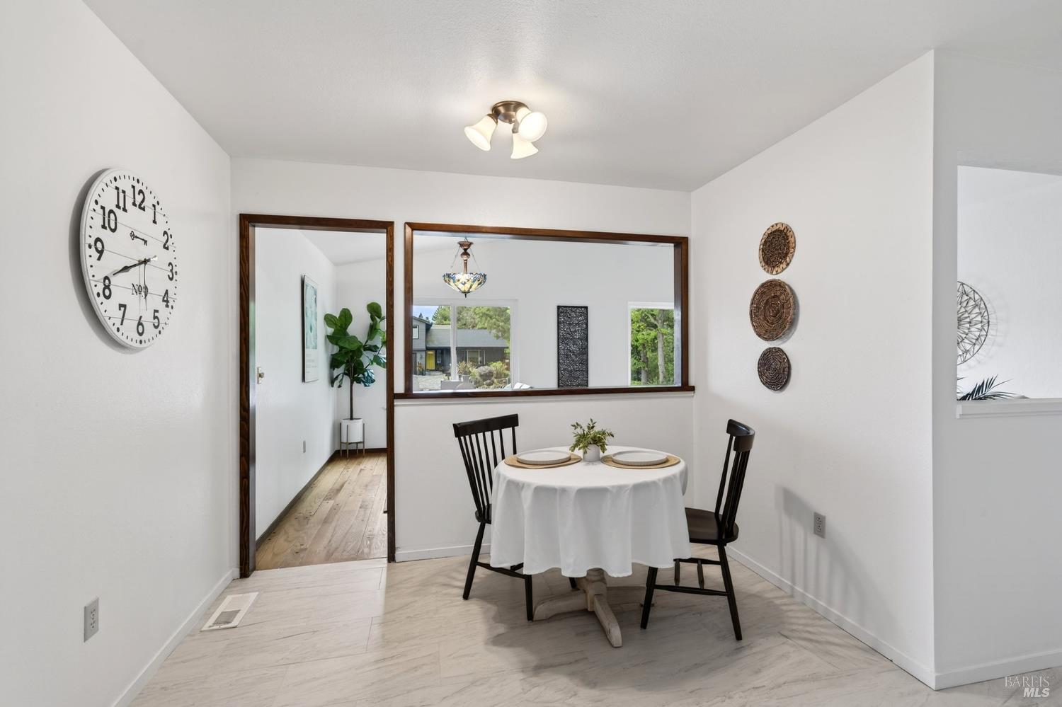 6174 San Benito Court Rohnert Park, CA 94928 - Photo 10 of 20