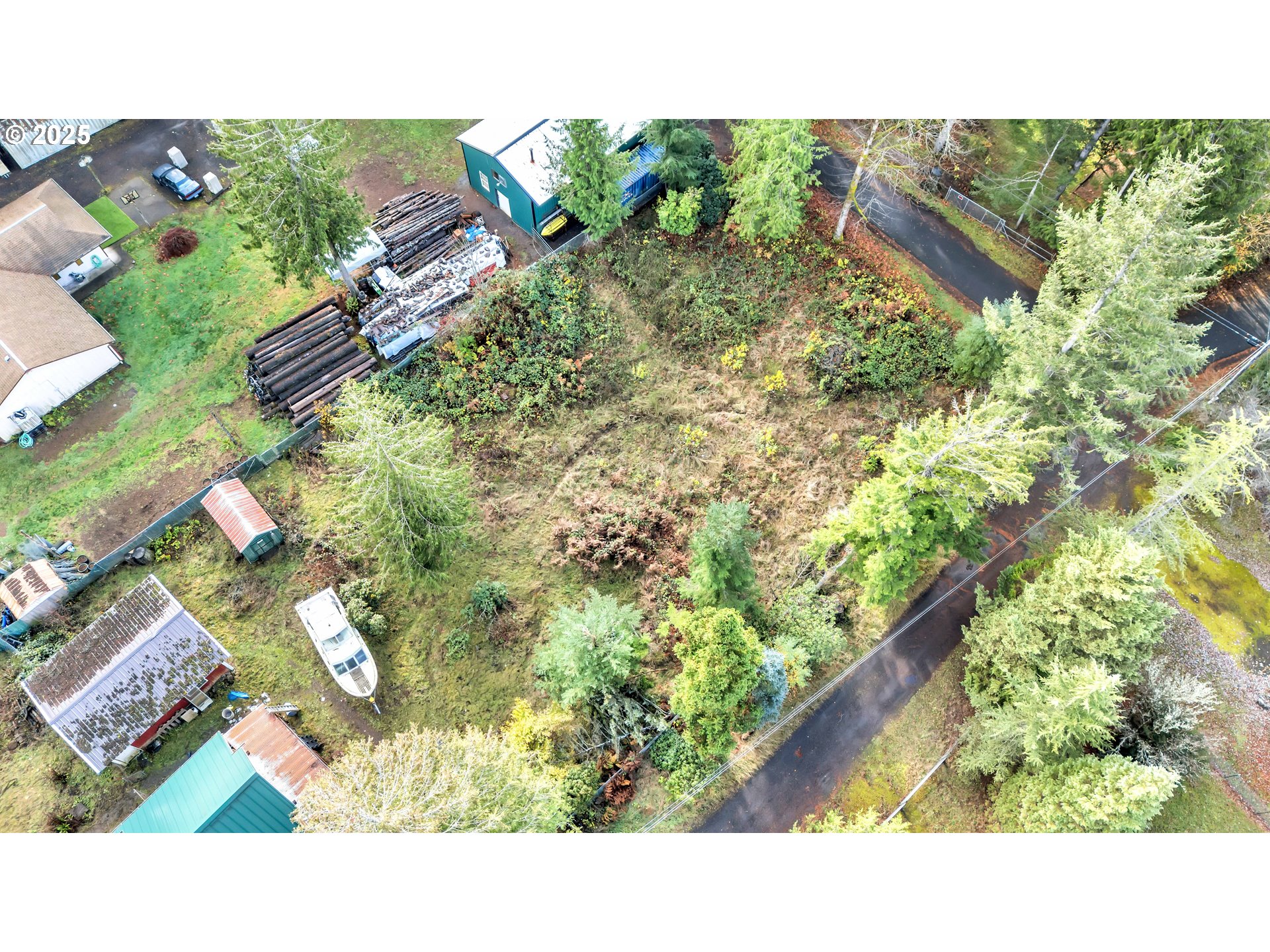 53101 East Sylvan Drive Sandy, OR 97055 - Photo 7 of 13 a black and white photo of a house