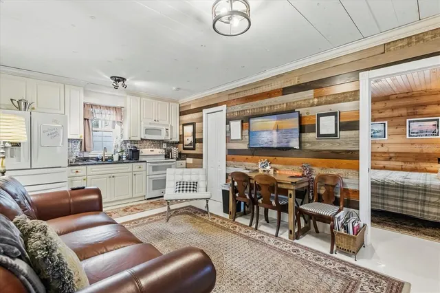 $899,990 | 8407 Interbay Boulevard, Tampa, FL 33616