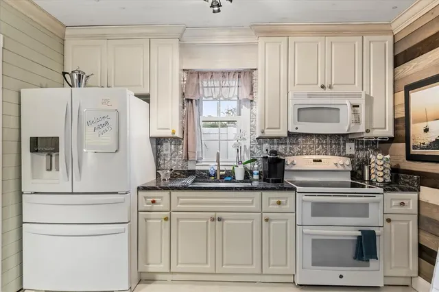 $899,990 | 8407 Interbay Boulevard, Tampa, FL 33616