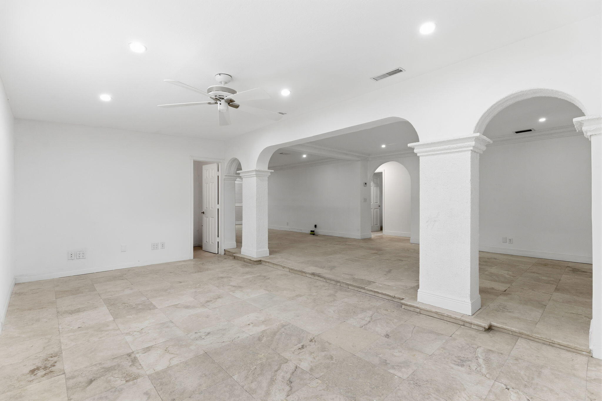 4793 Badger Road West Palm Beach, FL 33417 - Photo 11 of 45 10-web-or-mls-AR Media 10