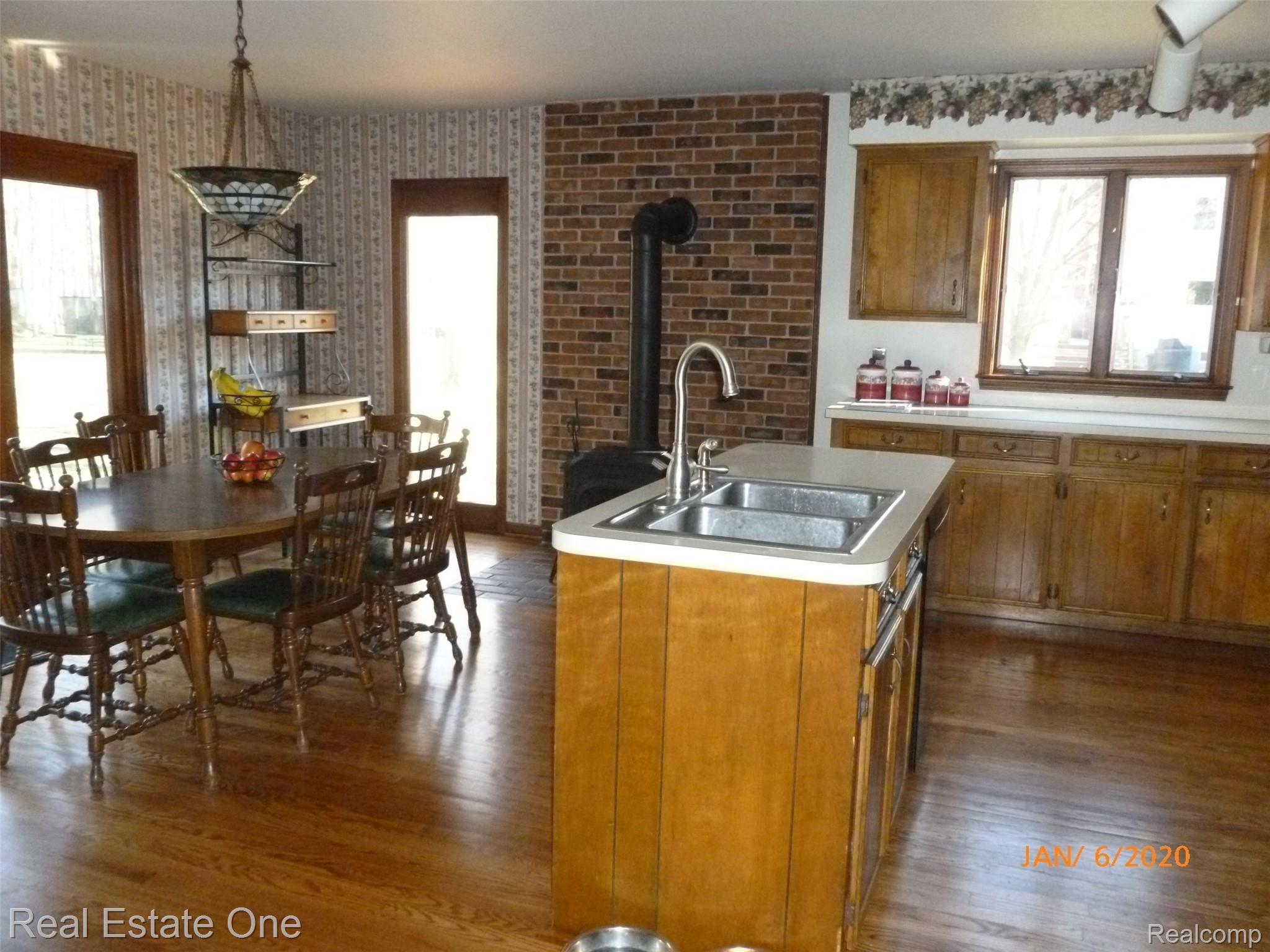 35800 Ash Road New Boston, MI 48164 - Photo 17 of 37 P1050216.JPG