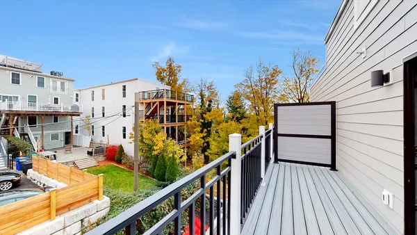 $5,850 | 440 East 8th Street, Unit 302, Boston, MA 02127