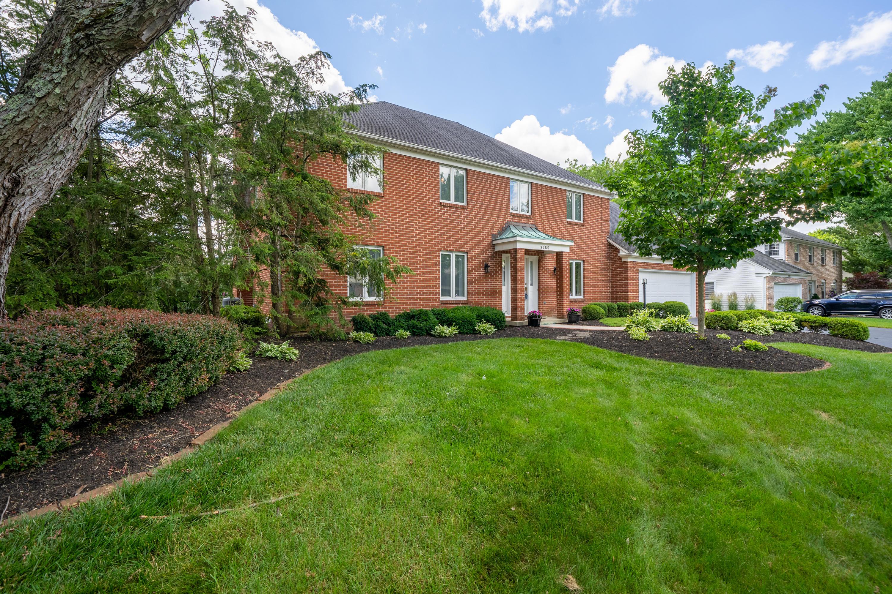 2385 Sandover Road Columbus, OH 43220 - Photo 3 of 68 Gallery Image 3