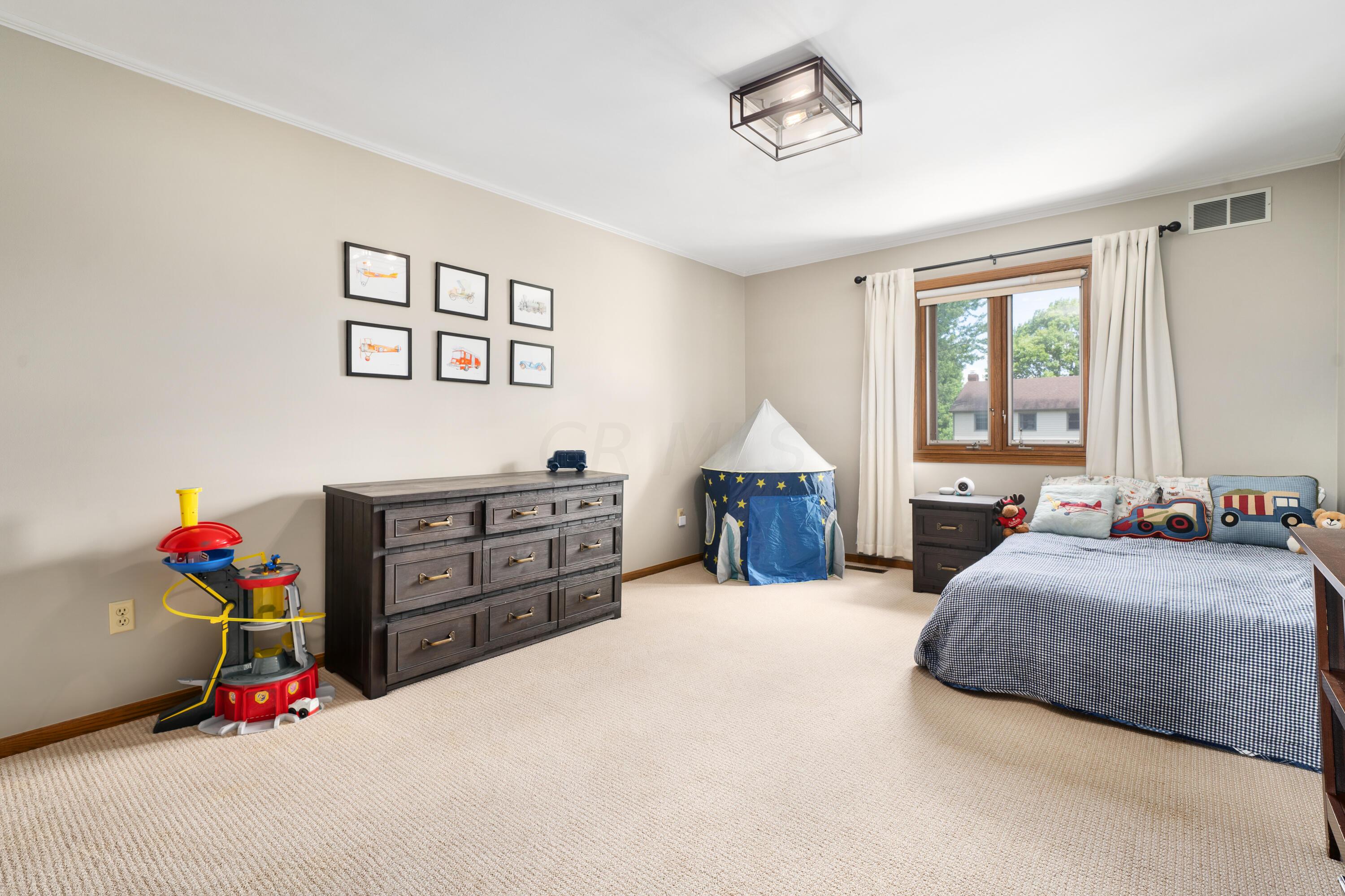 2385 Sandover Road Columbus, OH 43220 - Photo 41 of 68 Gallery Image 41