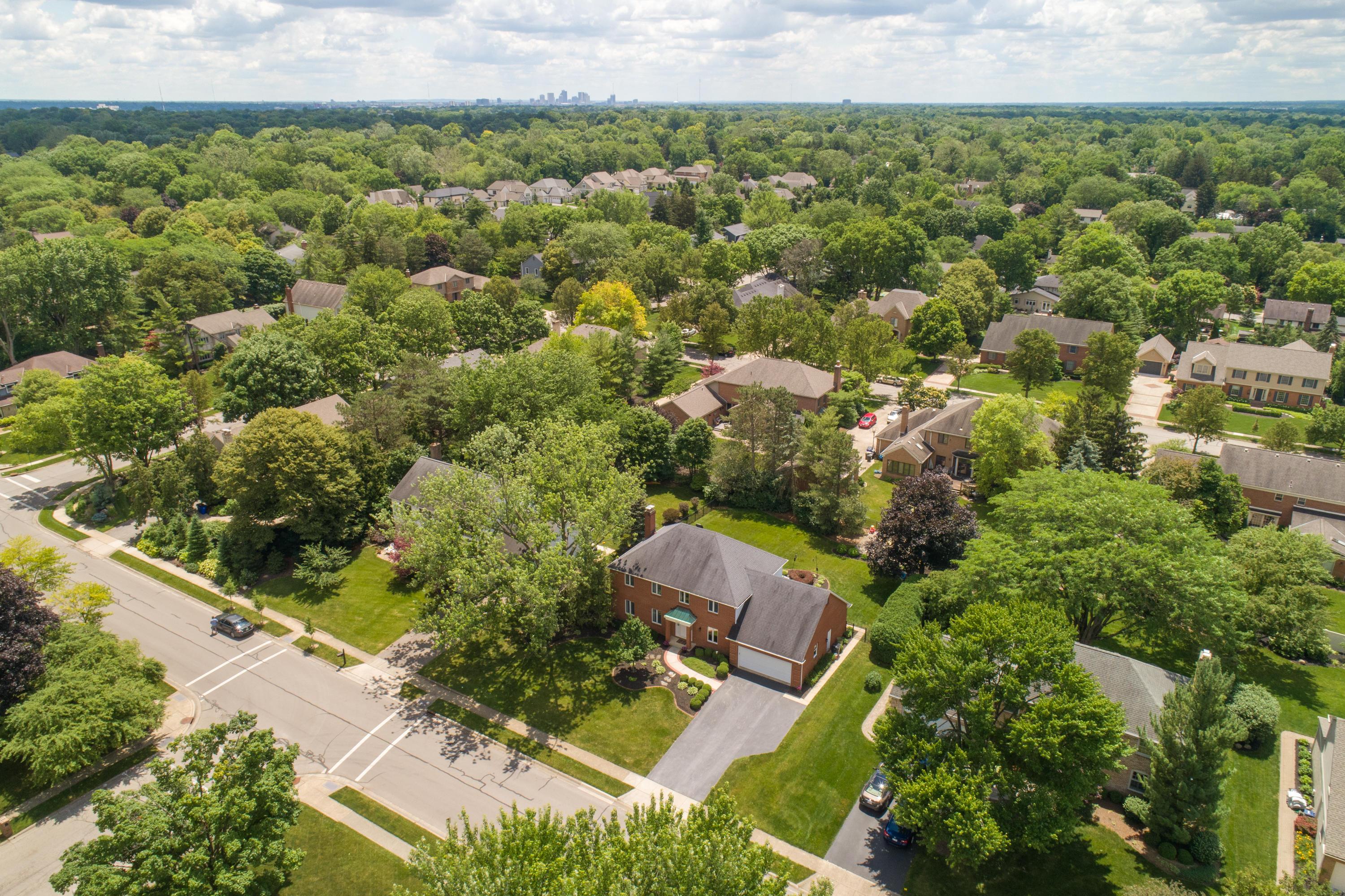 2385 Sandover Road Columbus, OH 43220 - Photo 68 of 68 Gallery Image 68