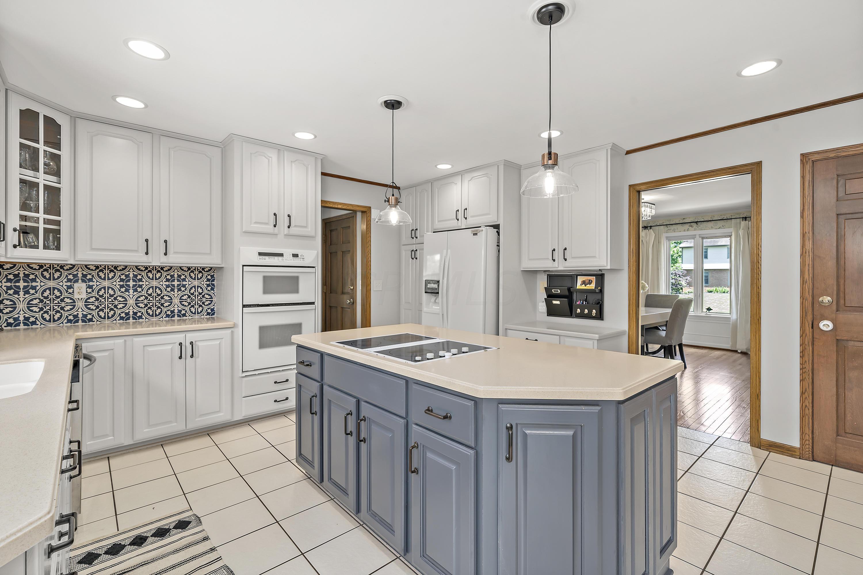 2385 Sandover Road Columbus, OH 43220 - Photo 8 of 68 Gallery Image 8